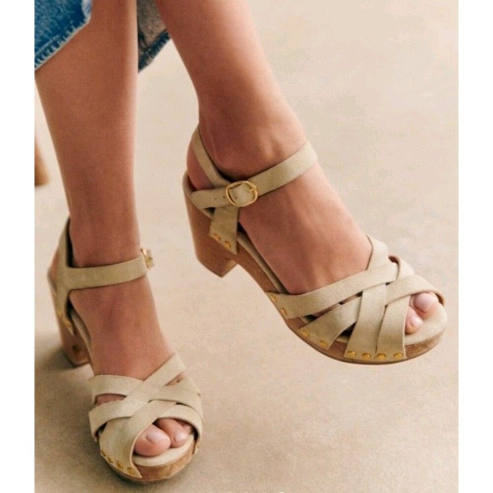 Sezanr Isabelle Clogs Sandstone Color Size 40 / US 9 MRSP $215